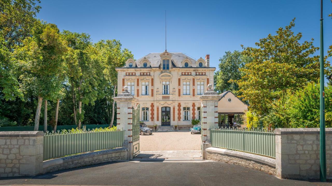 Appartement Du Chateau De La Caillerie Avoine Exteriör bild